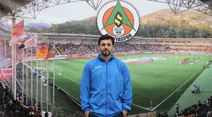 Antrenman öncesi teknik direktörü erol bulut, galatasaray hazırlıklarına başladıklarını belirterek, i̇nşallah önümüzdeki bu maçta yakaladığımız pozisyonları iyi değerlendiririz. Erol Bulut Tan Cisse Ve Galatasaray Sozleri