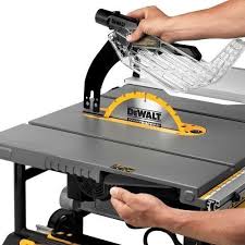 Dewalt Dwe7491rs Jobsite Table Saw Review Jobsite Table Saw Table Saw Reviews Table Saw