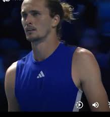 Proud Dad moment ❤️ Carlitos's dad filming his trophy ceremony is the  definition of wholesome 🥰 #NittoATPFinals