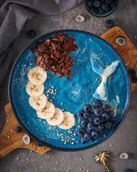 Blue Spirulina Fruhstucks Bowl Rezepte Kochen Backen Getranke Lieblingskuche Rezept Smoothie Schussel Spirulina Lebensmittel Essen