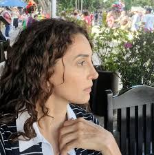 En memoria de la maestra: Isabel Cedillo 🌹 Con el corazón triste y  lágrimas en los ojos, toda la Institución se une para despedir a una mujer  extraordinaria, Maestra Isabel, cuya partida