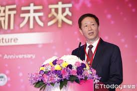三山國王係唐人 神祇，起源於中國 廣東 潮州，及後散佈廣東東部，南洋、香港同臺灣，各處均有廟宇。 三山喺今日廣東揭陽下，揭西 河婆。 河婆之北，有山三座，分別叫獨山、明山同巾山。 祖廟喺今縣城旁，當地舊稱霖田都，祖廟又叫霖田祖廟。. åŠ‰å¾·éŸ³ç›¸é—œæ–°èžå ±å°Ž æ‡¶äººåŒ… ç…§ç‰‡ å½±ç‰‡ è©•åƒ¹ çˆ­è­° è² è©• ç¼ºé»ž Ptt Dcard Ettodayæ–°èžé›²