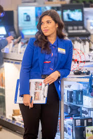 A collection of facts like affair, married, spouse, salary, net worth, bio, career, children, rumors and dating. Ferrera To Depart Superstore Lifestyle Elpasoinc Com