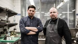 Homeowners want a showplace but often end up overwhelmed. Kitchen Impossible Als Wiederholung In Der Vox Mediathek Tim Malzer Und Christan Lohse Er Ist Der Bessere Koch News De