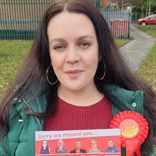 Is any local Groups or organisations help Me with housebound pensioner Got  damp in her house kitchen ceiling come in house need tidying don't know  what to do won't let me contact