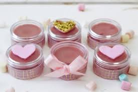 Bestimmt war jeder schon einmal in dieser situation: Diy Geschenke Fur Weihnachten Selber Machen 25 Kreative Diy Ideen