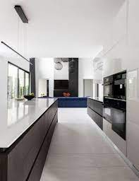 Because they're so simple, they're not designed to be used by more than one person at a time. 29 Minimalist Kitchen Ideas Tips For Designing A Minimalist Kitchen