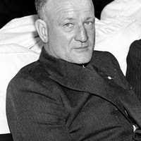 StateLibQld 1 212900 Fred Hooper, President of the Ipswich Show, May 1954