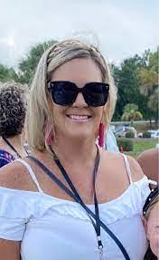 Elisa Vaughan's Instagram, Twitter & Facebook