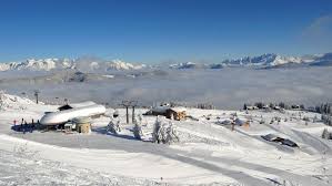 Bestes skivergnügen in wunderschöner alpiner landschaft in ski amadé. Skigebiet Flachau Pistenplan Salzburger Sportwelt Pistenkilometer Bewertung