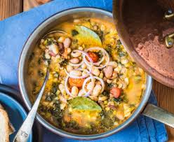 Ribollita Soupe De Legumes Toscane Italie Recette Soupe Haricot Soupe Legume Recettes De Cuisine