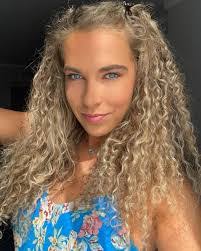 Ashley George's Instagram, Twitter & Facebook