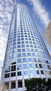 777 Tower Also Known As Pelli Tower Is A 221 M 725 Ft 52 Story High Rise Office Building Designed By Cesar P Coastal Cities Financial District Los Angeles