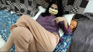 Sobia Nasir Strip tease - XNXX.COM