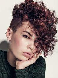 So here we are to prove to you that this style can be universally flattering. Hair Angeline Thornely Rodney Wayne Lambton Quay Photo Steven Chee Make Up A Fiebig Model Hope Hair Styles Short Hair Styles Short Curly Haircuts