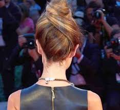 Make A Cute Updo With Dutt And Effect Itself Effect Itself Hair Twist Bun Cute Updo Bun Hairstyles