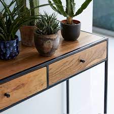 Ce meuble de télévision robuste est certainement conçu pour être un point de mire de votre pièce meuble tv 180 cm pour tv 75 pouces maxi. Console En Acacia Et Metal 100 Cm Rangements Pour Salon Tikamoon