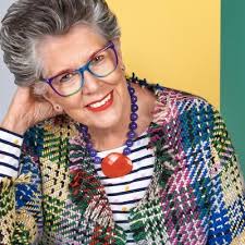 Margaret Leith's Instagram, Twitter & Facebook