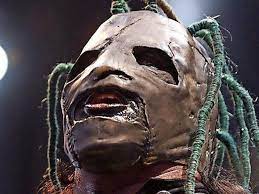 Slipknot and stone sour frontman corey taylor kicked off his solo tour, cmftour 2021 monday night (may 17) at the marquee theater in tempe, arizona. Slipknot Frontmann Corey Taylor Hoden Beim Singen Geplatzt