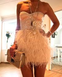 Flatteing Feathers For Fascinating Looks Pretty Designs Glamorous Dresses Feather Dress Fashion