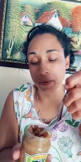 Genesis Tavarez Live