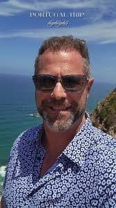 Alex Soffer's Instagram, Twitter & Facebook