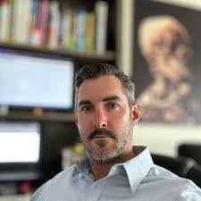 Craig Knutson's Instagram, Twitter & Facebook