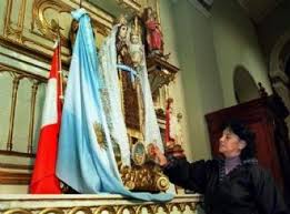 Hoy es fiesta de la virgen del carmen, la más bella flor del jardín de dios. Justicia Prohibe Honrar A Virgen Del Carmen De Cuyo En Escuelas Publicas De Argentina El Observatorio Del Laicismo