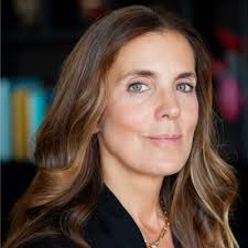 I'd like to share this amazing entrepreneurial story, I saw it up close &  personal (Alicia is my dad's wife).