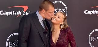 As you can tell, gronk and kostek continue to keep their followers guessing their. Camille Kostek Shows A Lot Of Leg In Form Fitting Dress At Espy Awards With Boyfriend Rob Gronkowski