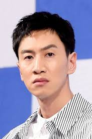 15.03.2021 · lee kwang soo is currently dating actress, lee sun bin the duo started as friends after filming together and slowly worked their way to stay in a cached; Lee Kwang Soo Movies Age Biography