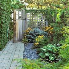Pin By Leslie Hanson On Gardening In 2020 Privacy Landscaping Outdoor Gardens Garden Paths