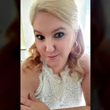 Jennifer Denney's Instagram, Twitter & Facebook