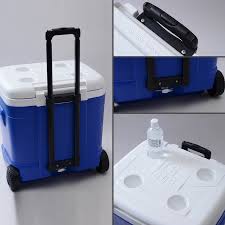 With oversized wheels and a telescope handle, the latitude 60 cooler is super easy to transport. Amazon Com Igloo Ice Cube 60 Quart Roller Cooler Ocean Blue Home And Garden Products Sports Outdoors