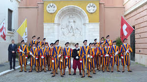 The pontifical swiss guard (also papal swiss guard or simply swiss guard; Spiel Der Schweizergarde Nach 25 Jahren Wieder Am Eidgenossischen Musikfest Dabei Kath Ch