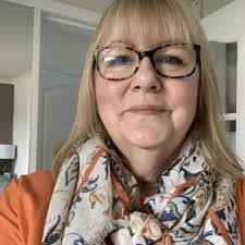 Mackenzie Sharp's Instagram, Twitter & Facebook