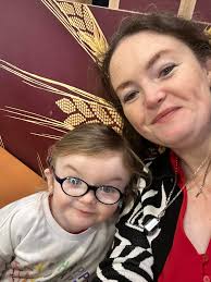 In this episode of 'Thank you travel' our show presenter, Marco Biagioli is  joined by blogger and traveler, Traveltomtom who has been travelling the  world for seven years now. Tom gets candid