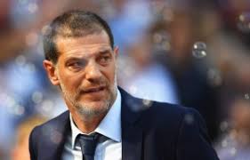 West Ham 1 Accrington 0: Dimitri Payet free-kick sees off Stanley deep into  injury time