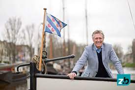 Jorritsma volgde middelbaar en voortgezet onderwijs in amersfoort. John Jorritsma Nieuwe Burgemeester Eindhoven