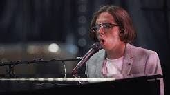 Crammerock, een van de laatste festivals van de zomermaanden, barst uit zijn voegen. Ibe Youtube