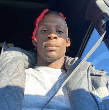 As yall aware Big Kizzy was at YB's show last night ready to slide for Von  But after seeing yb come out