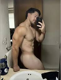 Luis Carpizo desnudo en OnlyFans