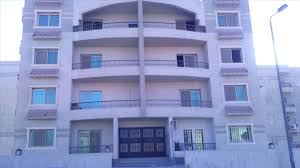 عقار ستوك شقة للبيع بالتجمع الخامس 200م بكمبوند طلائع المخابرات Multi Story Building Building Structures