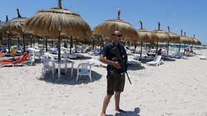 Tunisien är medlem i afrikanska unionen, arabförbundet, maghrebunionen, la francophonie och de alliansfria staternas organisation Livstids Fangelse For Terrorattackerna I Tunisien 2015 Utrikes Svenska Yle Fi