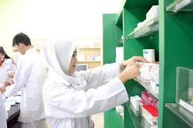From company's trade report, you can check company's. 7 Peluang Atau Prospek Kerja Farmasi Apoteker Dan Gajinya