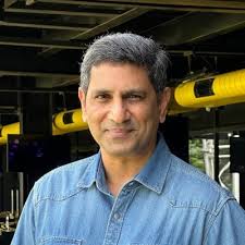 amala kadirisani (@AmalaKadirisani)