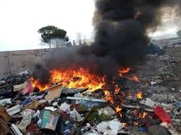 Nel mese di giugno del 1999 la città fu colpita da una tromba d'aria con venti che superarono i 150 km/h provocando molti danni alle abitazioni e molti feriti. Pagina 129 Italiaambiente