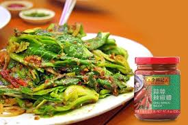 I was going to try to replicate it using a homemade chilli jam recipe, but then i got lazy. Pin On Chili Sauce Recipes