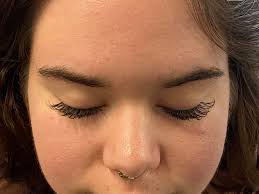 ISO a lash tech who can do manhua lashes