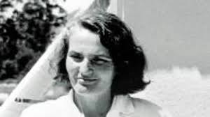 Laforet mucho más que «Nada»